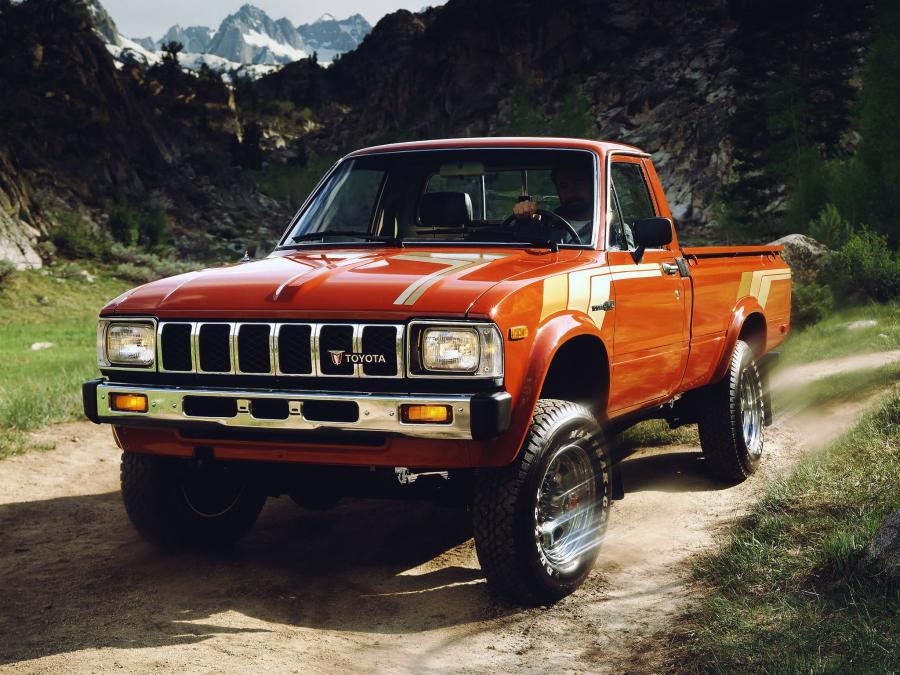  Toyota SR5 Long Sport Truck 4WD 1982 года  (фото 4 из 9)
